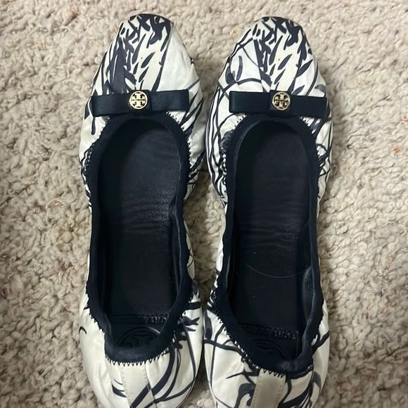 Tory Burch Shoes - Gently used Clancy Tory Burch ballet flats in white and black size 7.